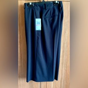 Women’s 2 MICHAEL KORS Navy Blue 17” Inseam Short Slacks Long Shorts Pants